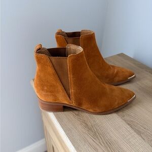 Marc fisher ankle booties